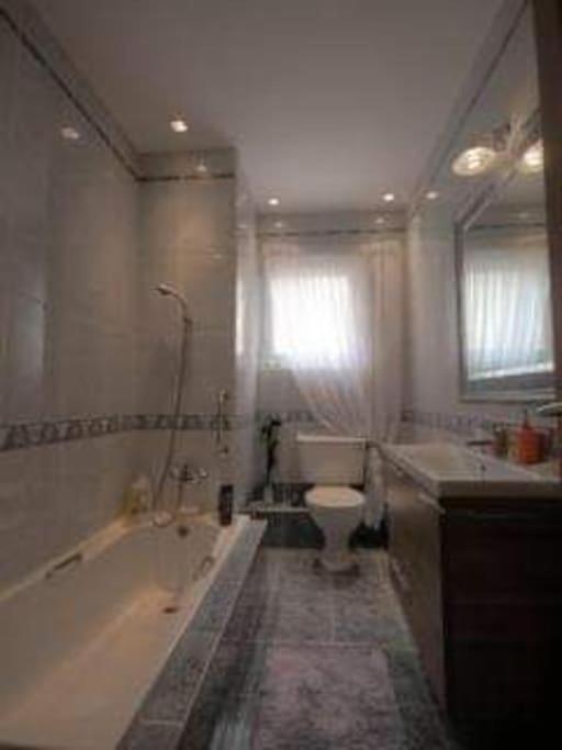 Private Room In A Modern Apartment With Pool And Sea View St. Paul's Bay Ngoại thất bức ảnh